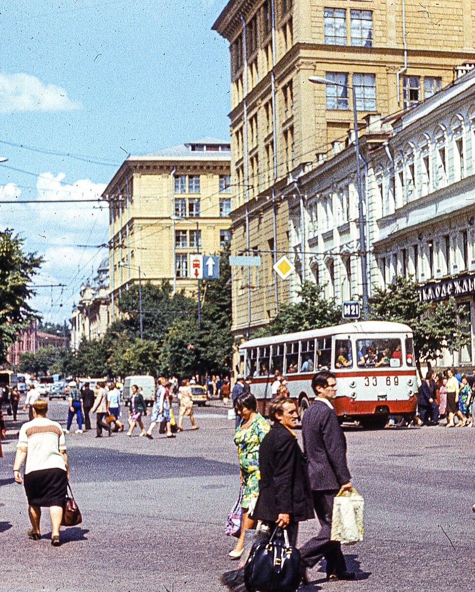 Такую Москву 1970-х вам никто не покажет - как выглядела столица на снимках  простого московского фотографа 50 лет назад | Архитектурный чайник | Дзен