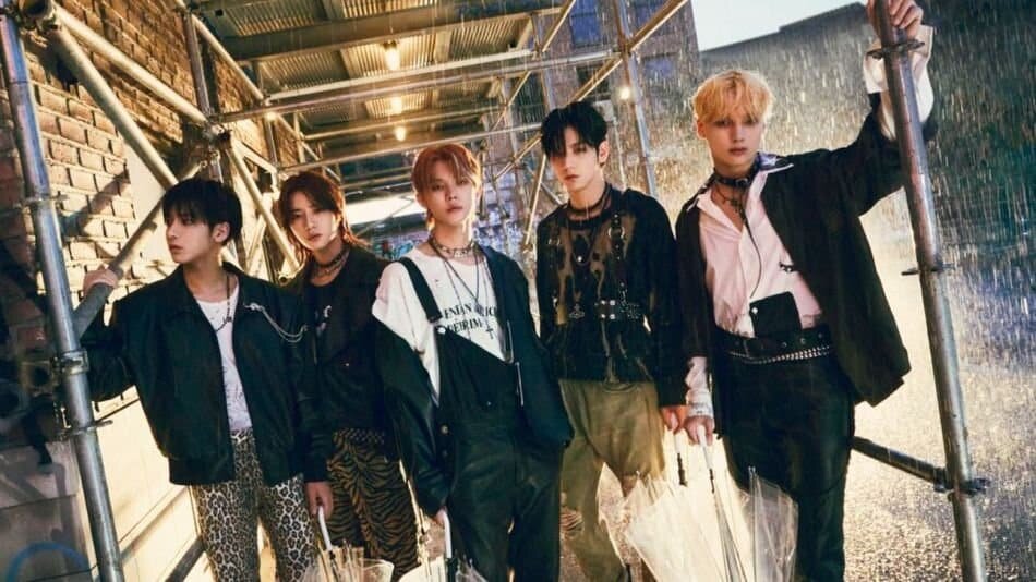 чарты 2023 года. самая продаваемая игра в мире. игры 2023 года на пк. чарты 2023 года. Take two бтс.