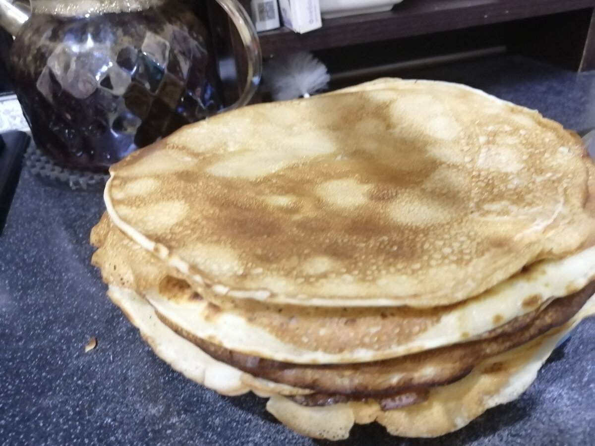 Блины для будущего торта.