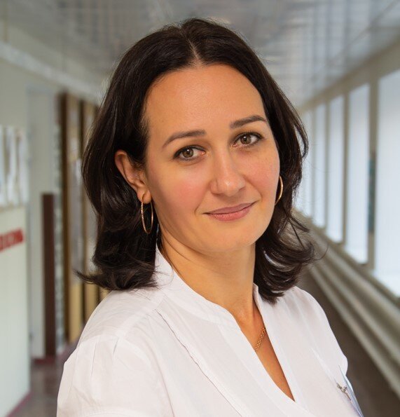 Екатерина Сергеевна Остапчук, к.м.н., заведующий неврологическим отделением ОКБ №1, врач-невролог