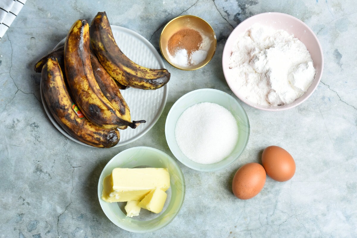 Не выбрасывайте переспелые бананы! Невероятно вкусные банановые маффины из  переспелых бананов. Пошаговый рецепт с фото. | Готовим и едим | Дзен