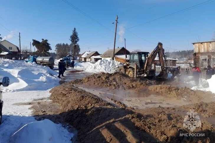    Фото с места ЧП предоставлено ГУ МЧС по НСО