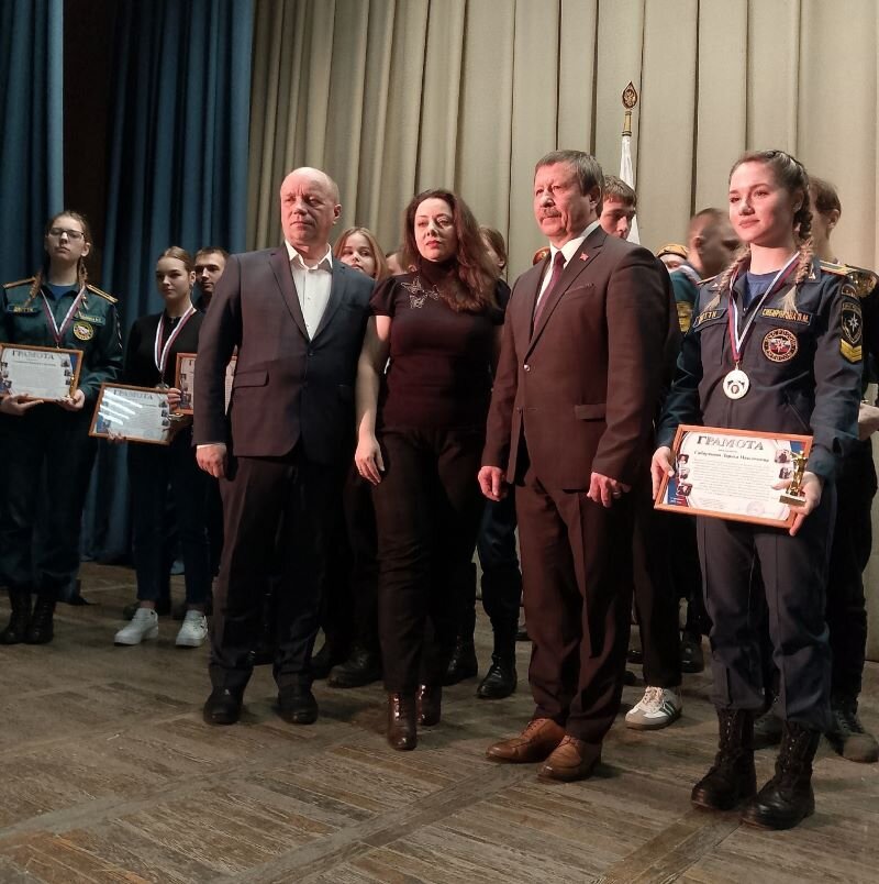 Во Владивостоке в Дальневосточном гуманитарно-техническом колледже (ДВГТК) имени Героя Советского Союза Д.М.-3