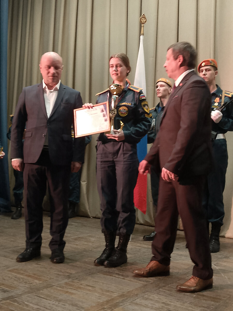 Во Владивостоке в Дальневосточном гуманитарно-техническом колледже (ДВГТК) имени Героя Советского Союза Д.М.-11