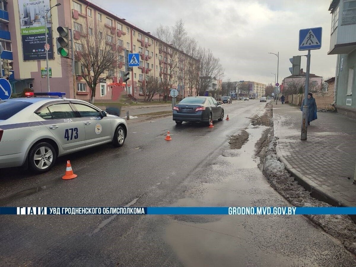 В Лиде водитель легковушки не заметил пенсионерку на пешеходном переходе |  Новости Гродно s13.ru | Дзен