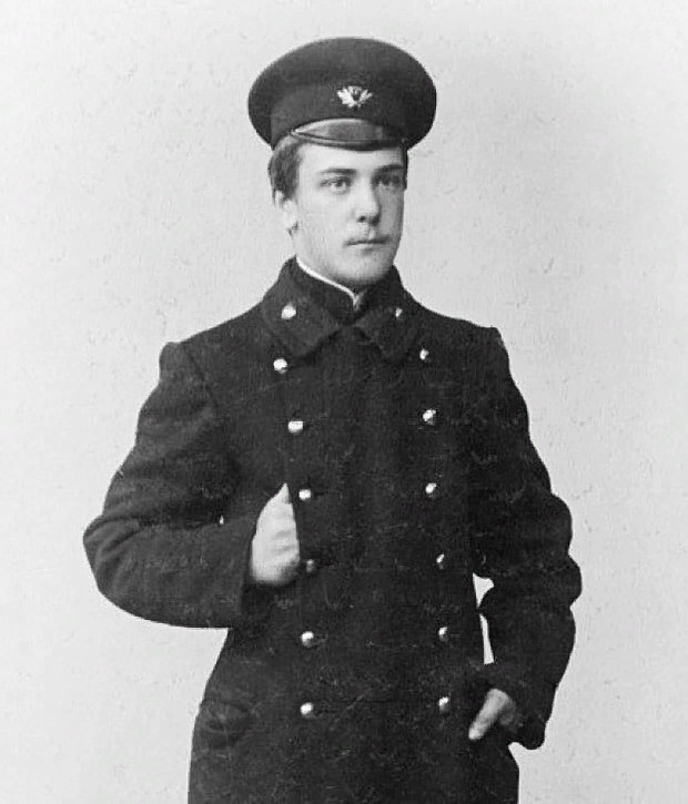 Петр Капица, 17 лет