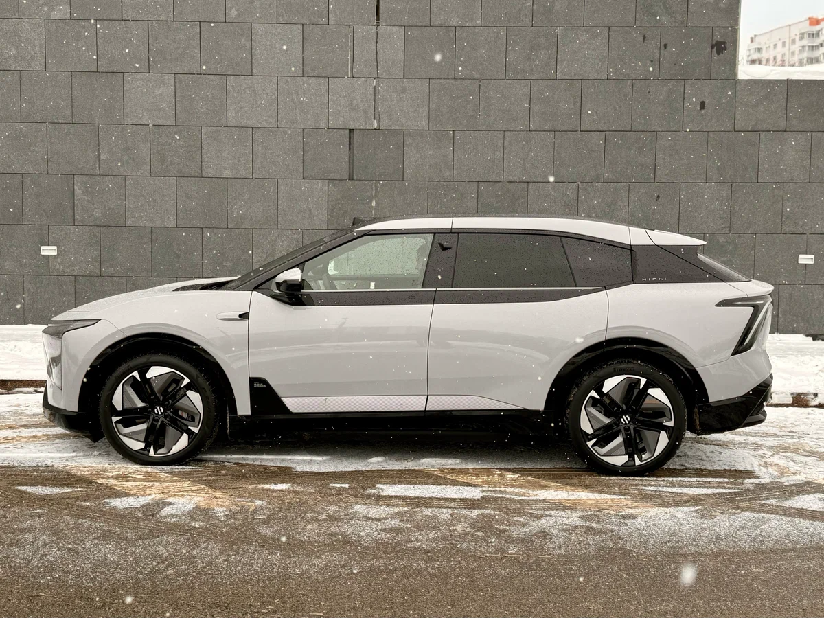 Если оступился и упал, это не значит, что идешь не туда. Народная китайская мудрость. Источник фото https://auto.ru/cars/used/sale/hiphi/y/1122062482-a73960d5/