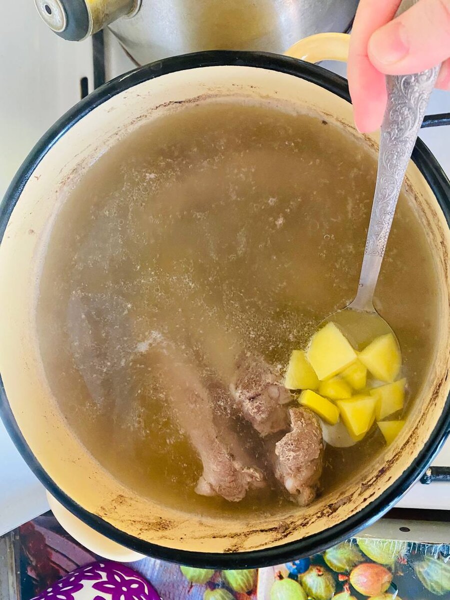 Суп из гороха. Как быстрее приготовить гороховый суп. Как быстрее приготовить гороховый суп. Гороховый суп с сыром. Как готовить гороховый суп рецепт.