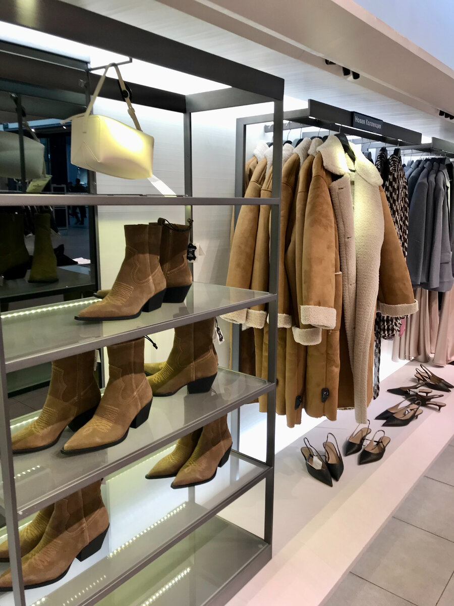 фото автора из магазина Maag