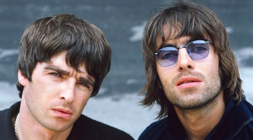 Oasis трансформация. Oasis группа фото. Оазис музыкальная группа. Группа beady eye. Oasis группа фото.