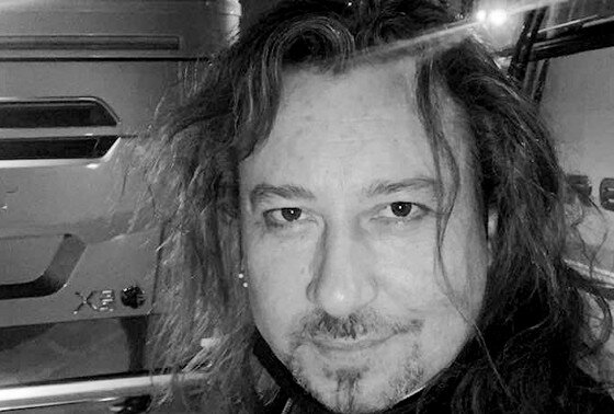    Пианист Виталий Куприй