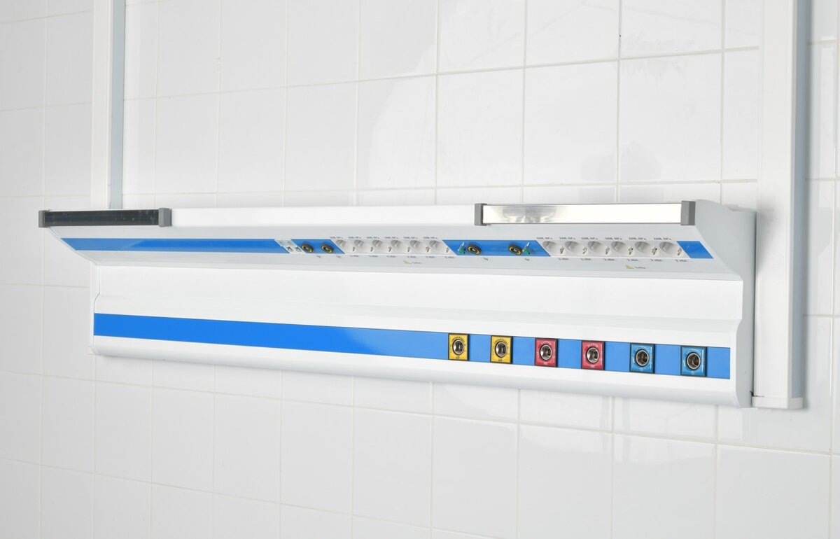 Настенная медицинская консоль Корпорации "СОТИС"