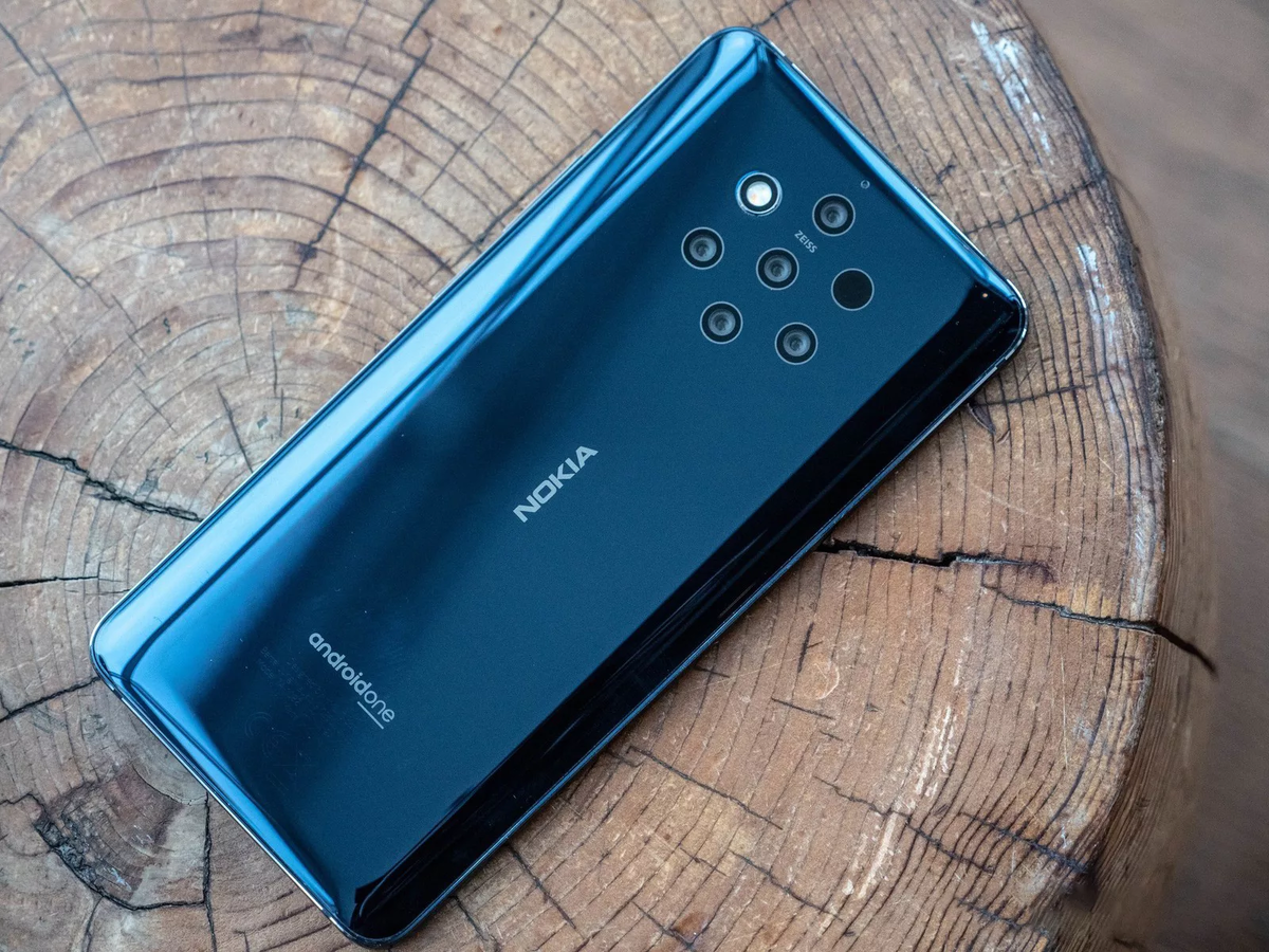 Nokia 9 PureView – необычный флагман с 5 камерами