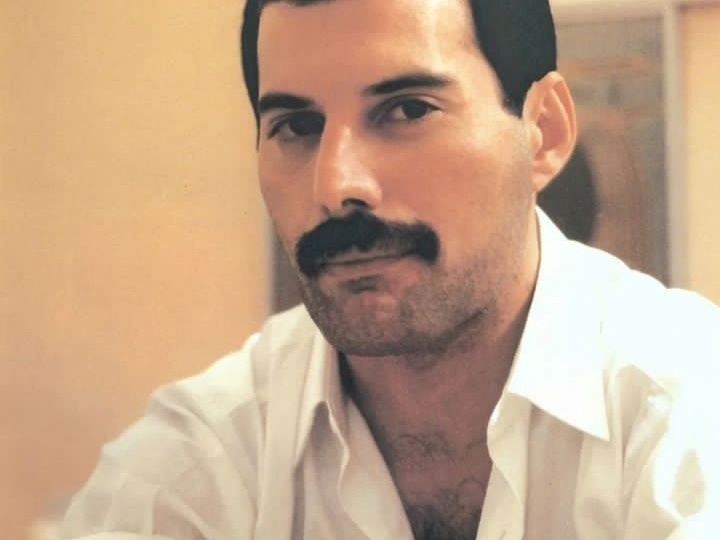 Первые девушки Queen