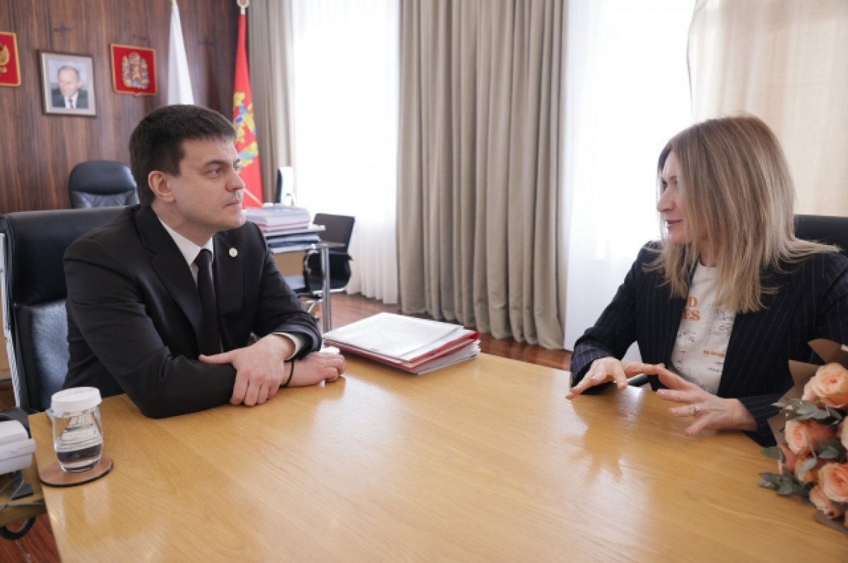    Губернатор Красноярского края встретился с олимпийской чемпионкой Киселёвой