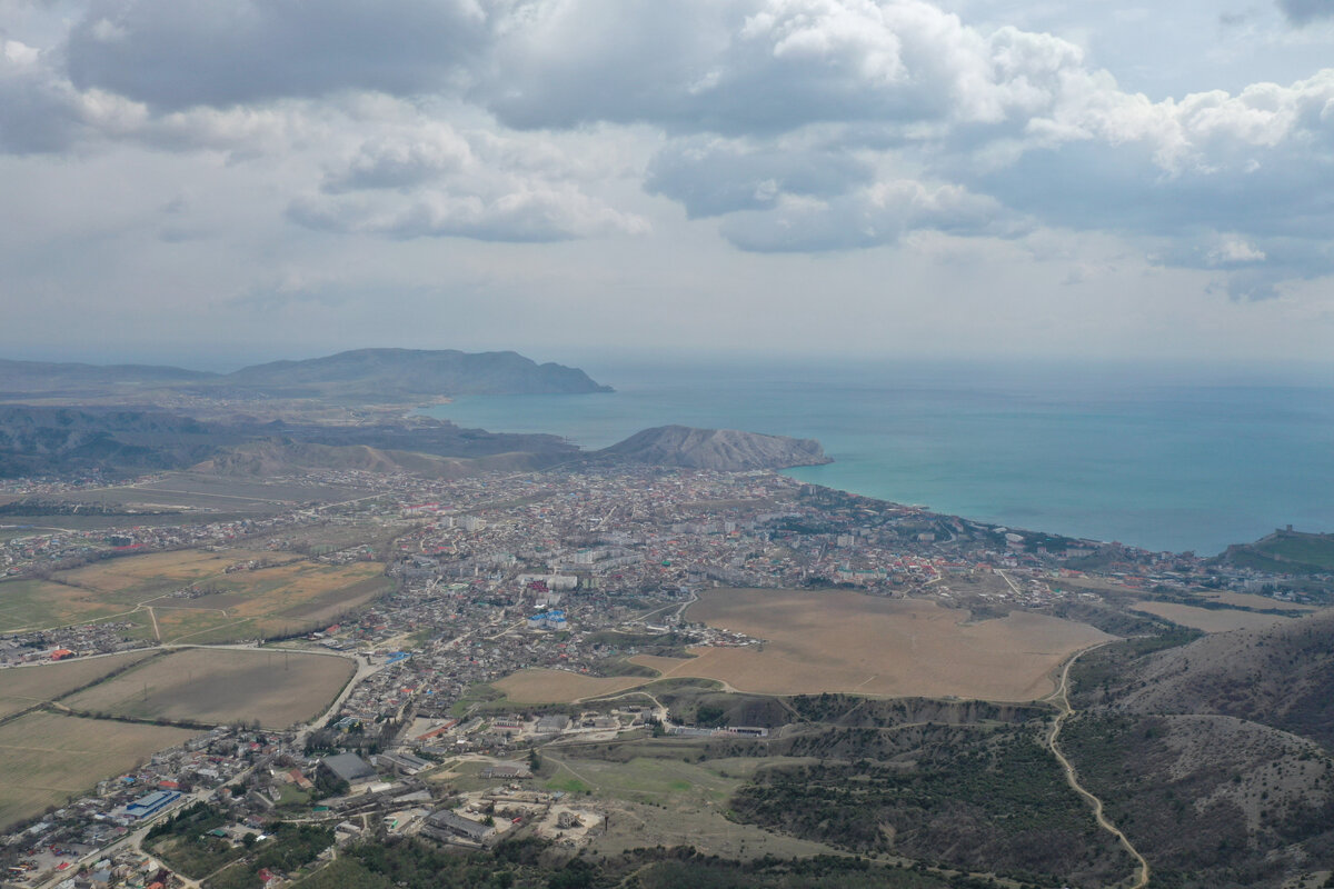 Вид на Судак // Туристический портал Республики Крым, Сергей Коршунов