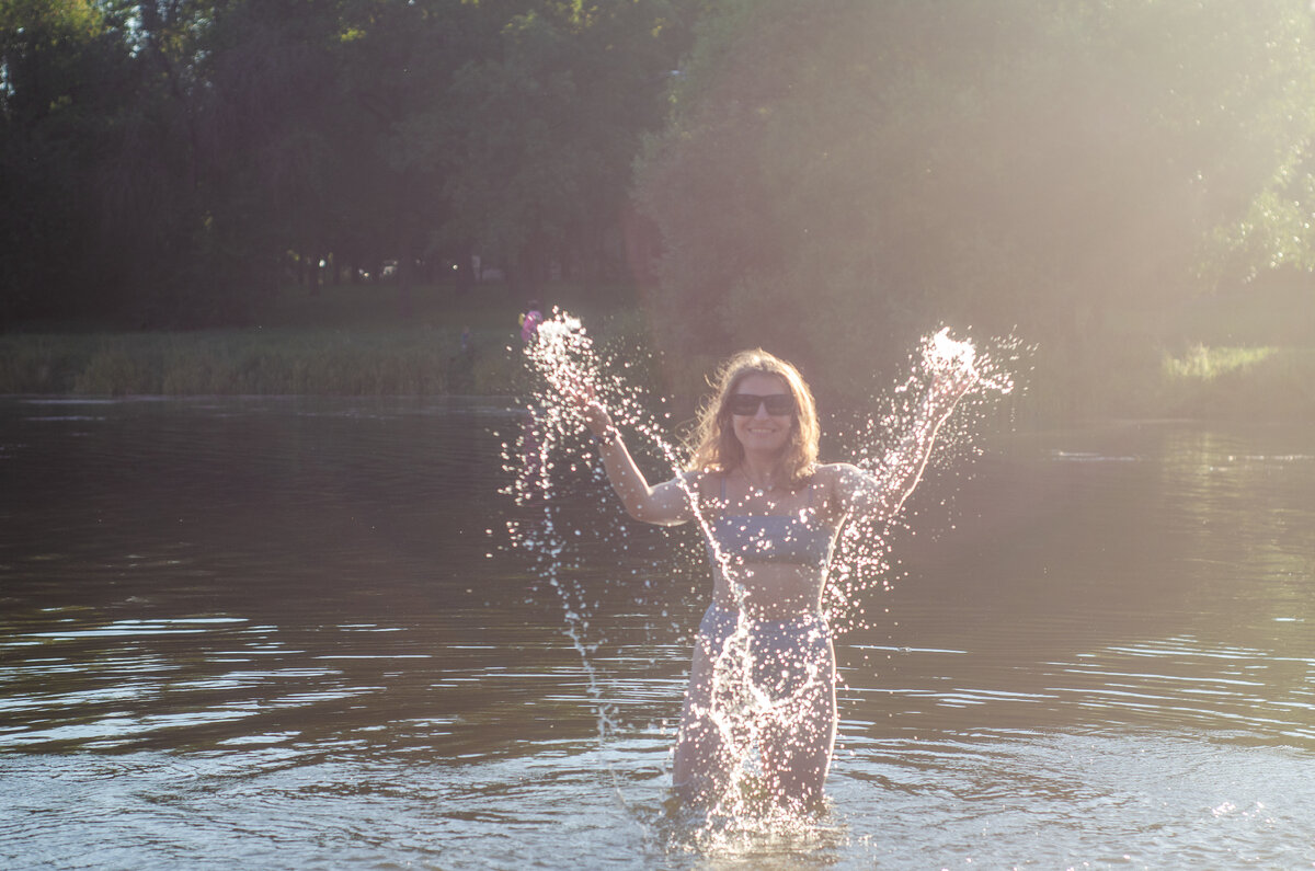 У меня тут брызги в форме матки, так что подойдёт даже по смыслу