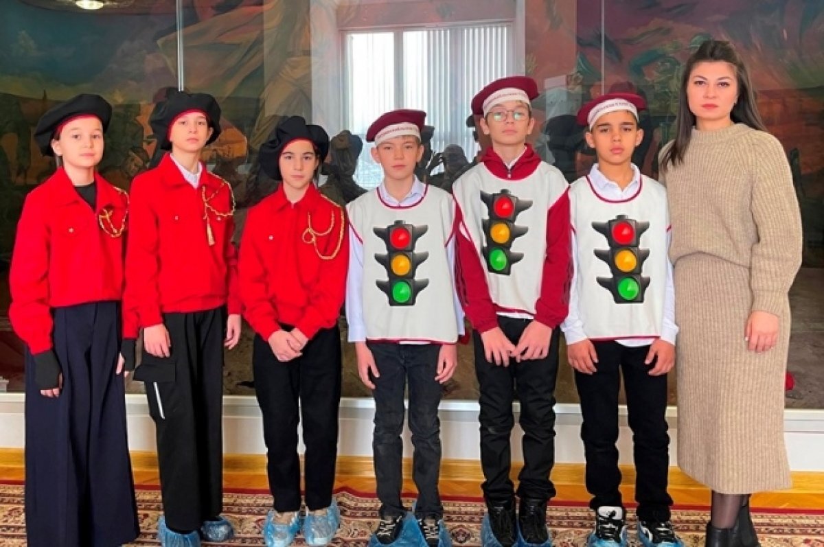    В музее Героя Советского Союза Хусена Адрухаева прошел урок мужества