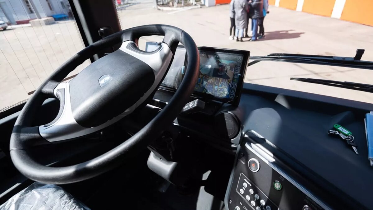     Министерству транспорта и дорожного хозяйства Башкирии заморозили закупку 30 туристических автобусов. Все из-за жалобы управлению Федеральной антимонопольной службы по РБ со стороны ООО «Питербасцентр». Соответствующая информация отражена на портале госзакупок.