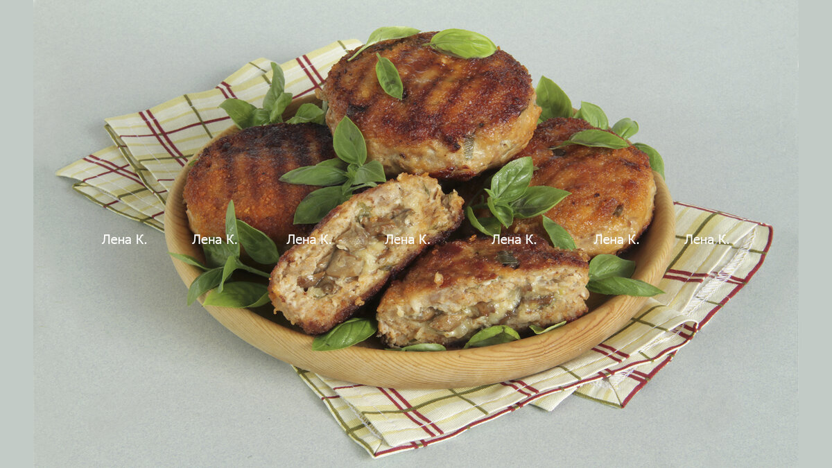 котлеты с грибной начинкой, приготовление и фото Лены К.