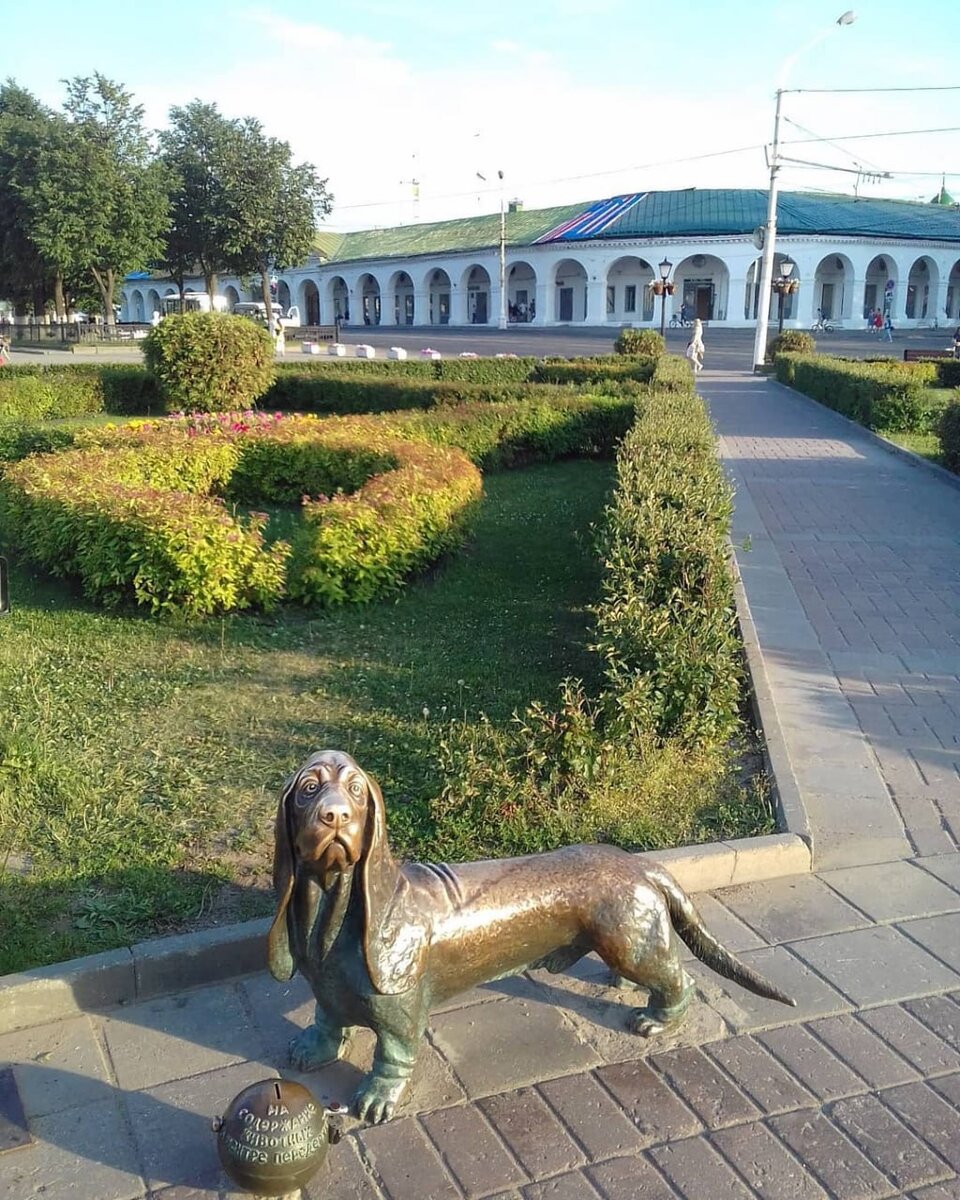 Жанровые городские скульптуры. Чудесные звери и где они обитают - Москва,  Плёс, Кострома, Анталья, Тбилиси, Баку. | ПаркоВорот Москвы | Дзен