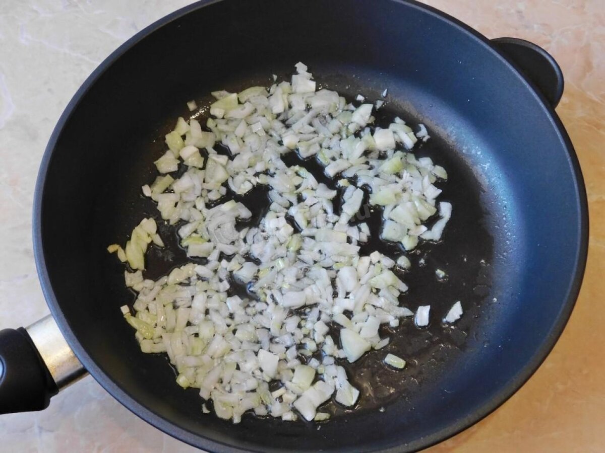 красный рис приготовленный. рис сэкихан красный. красный ферментированный рис. плов на ужин. красный рис приготовление.