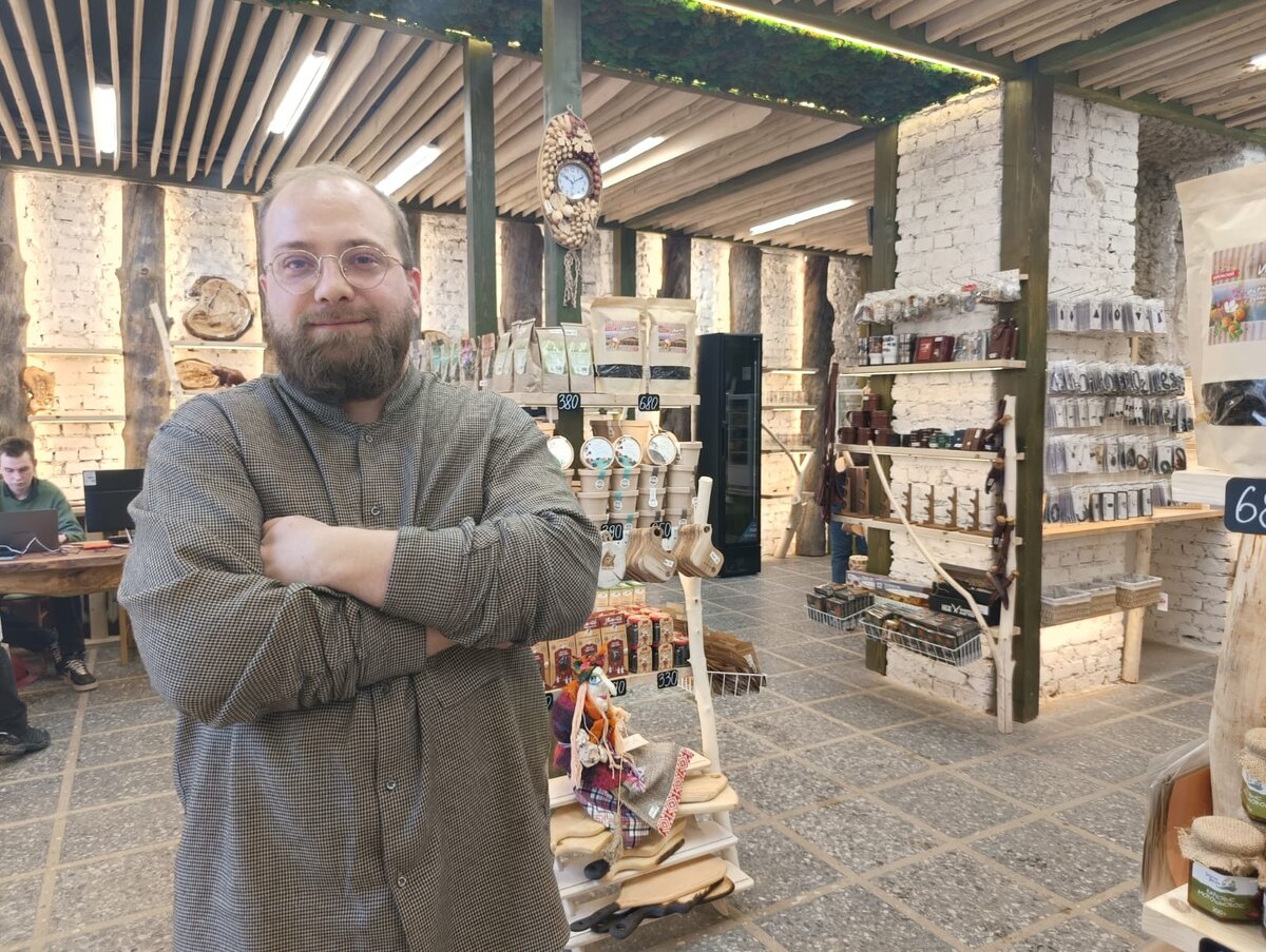 Открытые гипермаркеты. Открытие гипермаркета лента в воронеже. Табрис новороссийск. Гипермаркет внутри. Открытые гипермаркеты.