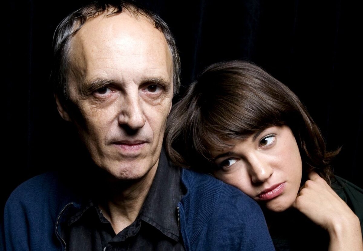 Дарио Ардженто с дочерью Азией, которая в определенном роде пошла по стопам отца и устроила с подругами по "МиТу" террор в Голливуде.