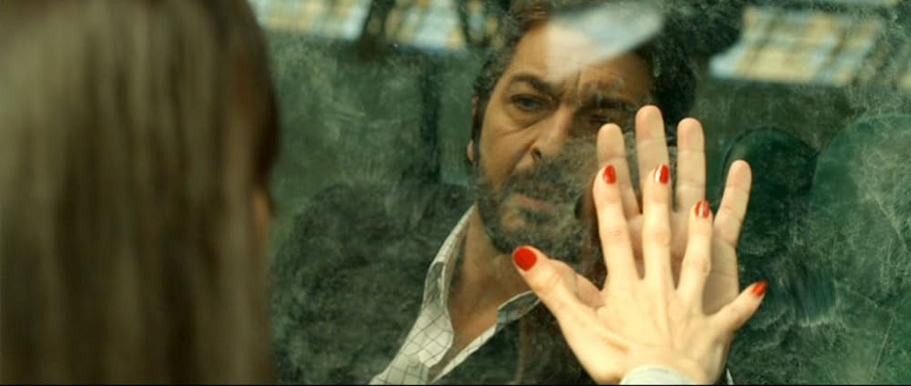 Кадр из фильма El secreto de sus ojos. Режиссер: Хуан Хосе Кампанелья. Оператор: Феликс Монти. Производство: 100 Bares, Canal+ España, El secreto de Sus Ojos, Haddock Films, Instituto de Crédito Oficial (ICO), Instituto de la Cinematografia y de las Artes Audiovisuales, Instituto Nacional de Cine y Artes Audiovisuales (INCAA), Televisión Española (TVE), Televisión Federal (Telefe), Tornasol Films. Показ в России: Русский Репортаж