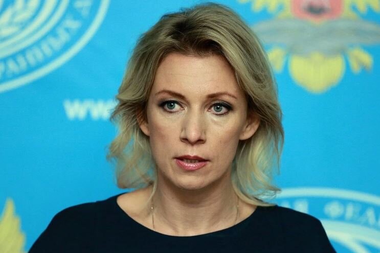 Автомобильное топливо. Рекламный баннер азс. Бак для бензина. Заправить получится. Головка от вд 40.