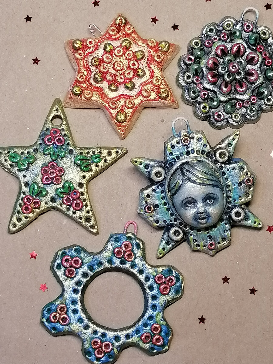 Звездочки и снежинки, которые встретятся в описании процесса. 