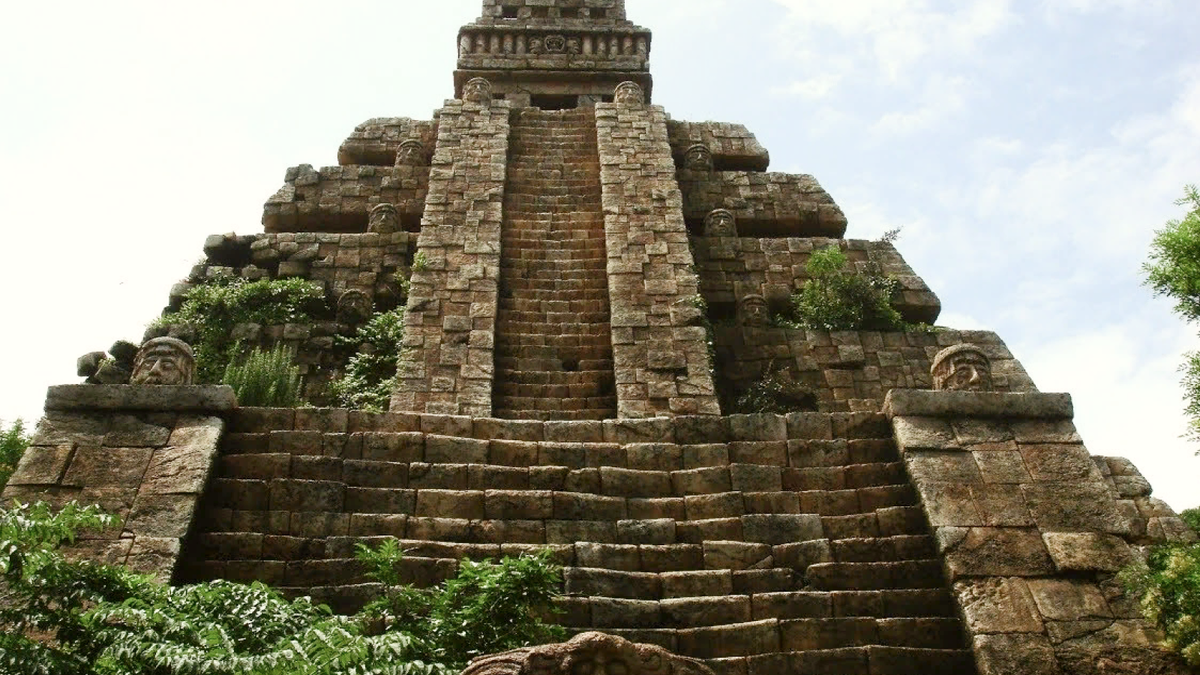 Эра древних гигантов выставка абакан 2023. Гигантские ленивцы доисторические. Эра древних гигантов. Музей доисторических животных. Динозавры в галерее чижова в воронеже.