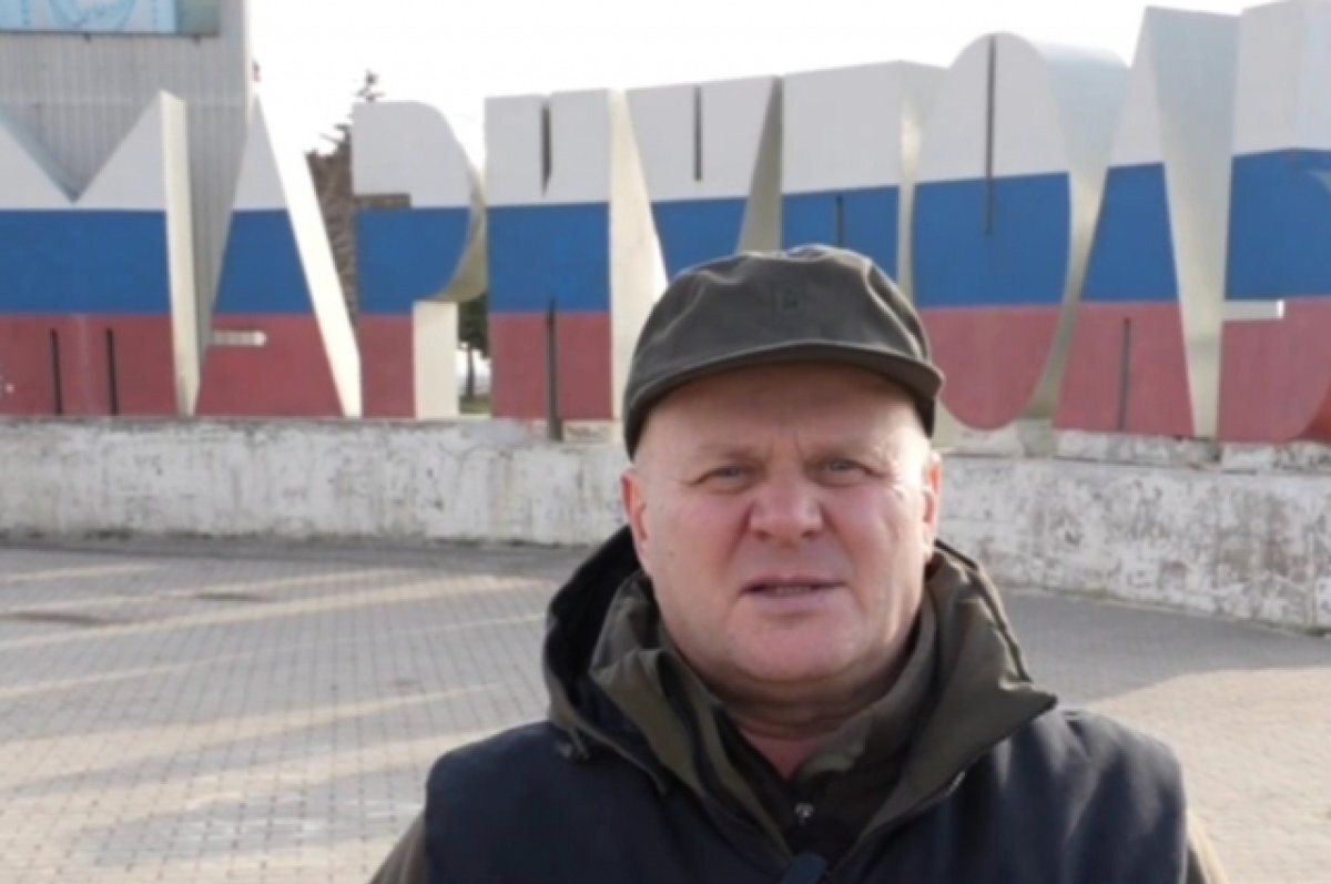    Мэр Красноярска Логинов доставил в Мариуполь гуманитарную помощь для бойцов