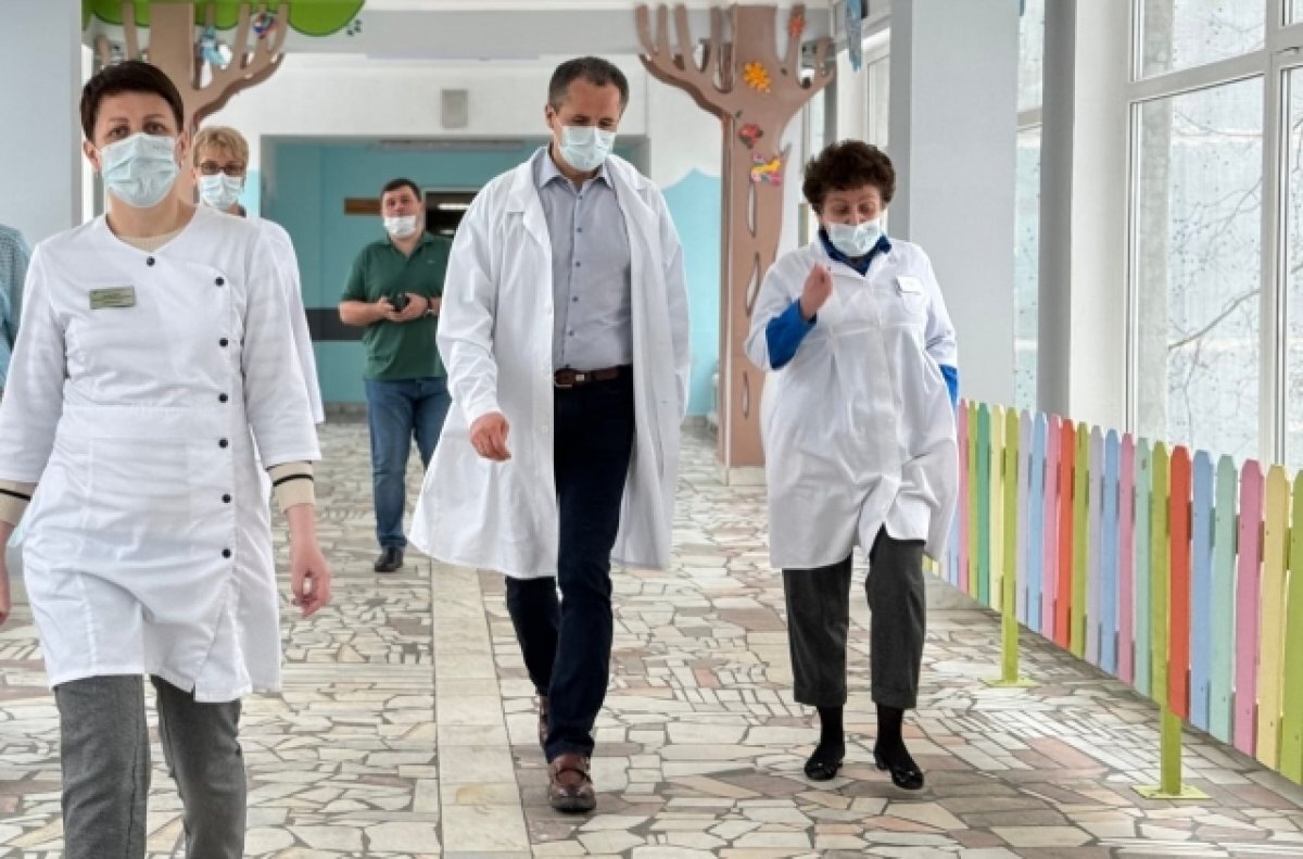    Губернатор навестил белгородских детей в Москве