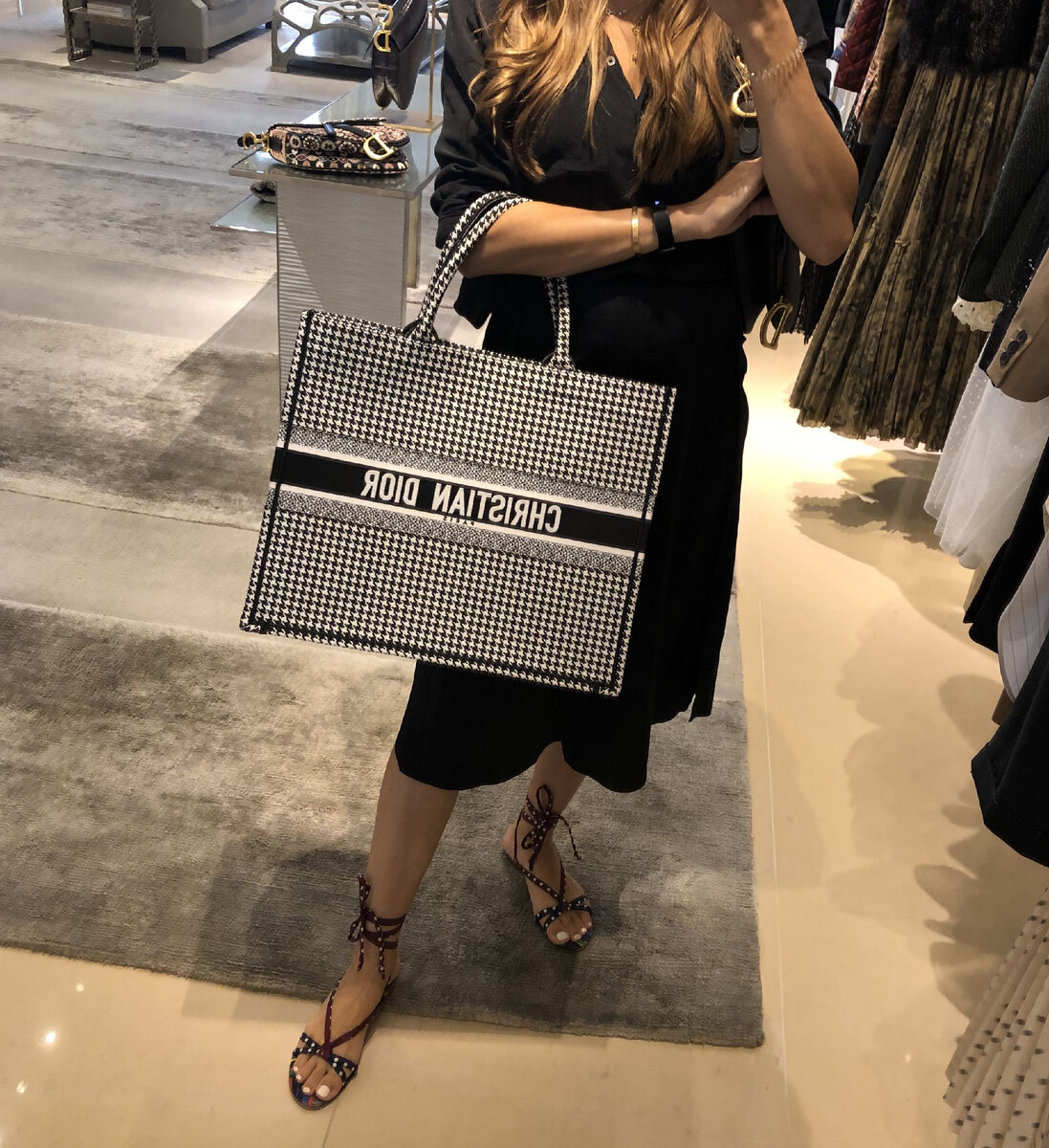 Сумка тоут, фото с сайта: clck.ru/38z3tC