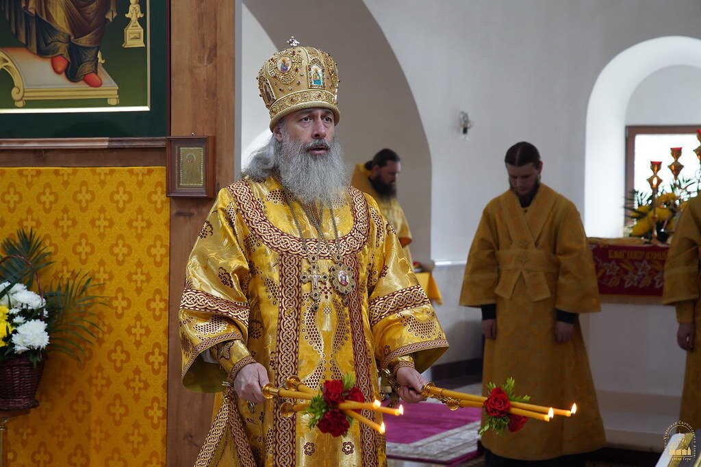 Икона богородицы трех радостей чудотворная. Икона божией матери "радости радости". Три матушка. Икона богородицы трех радостей. Икона богородицы трех радостей.