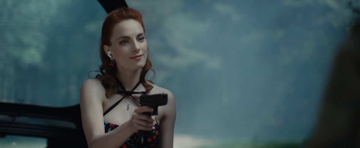 Мария Лисовая в роли Лиловой.