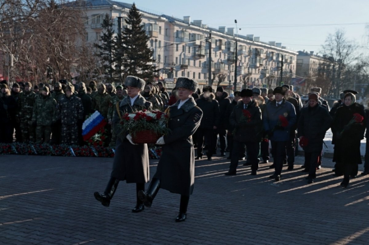    В Барнауле прошла церемония в честь Дня защитника Отечества