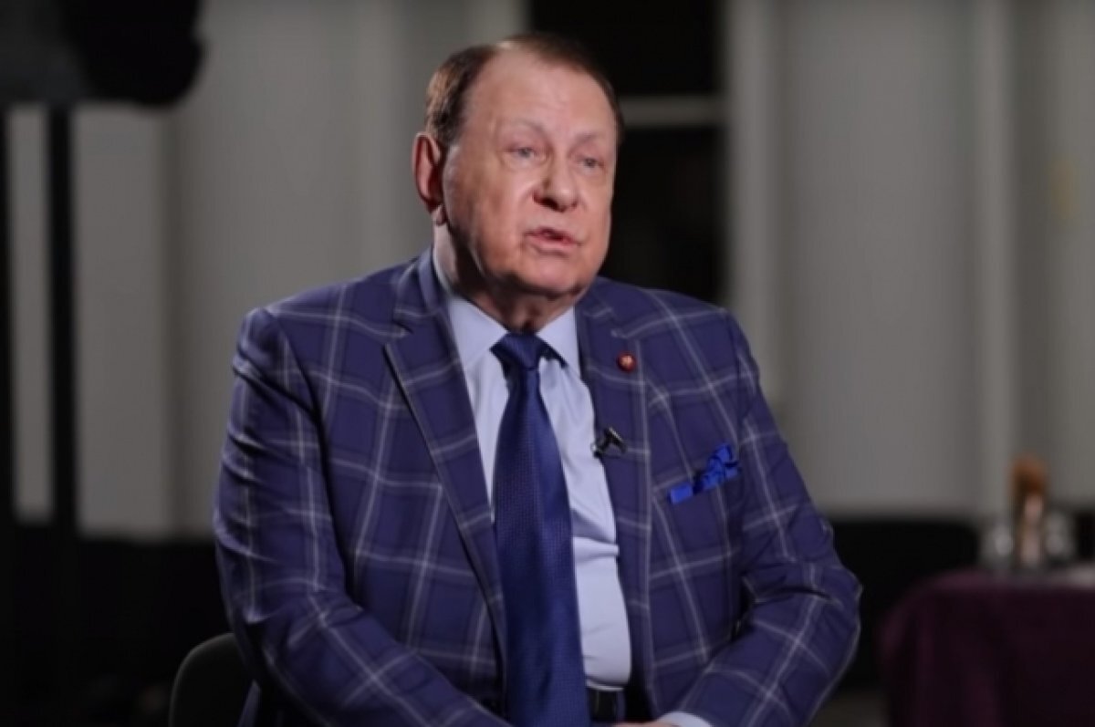    Mash: директора «Ленкома» Варшавера выписали из больницы