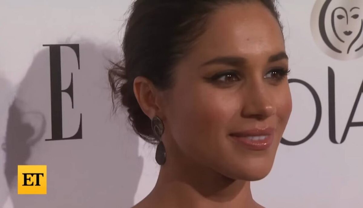 Скриншот из видео YouTube-канала Entertainment Tonight