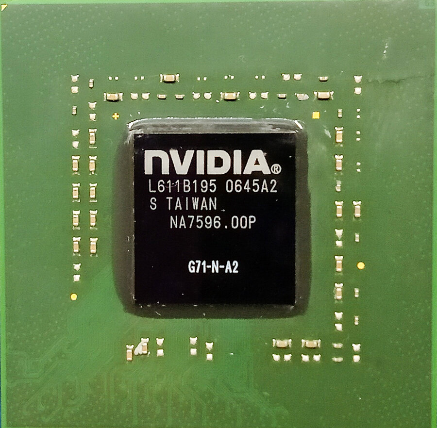 Видеопроцессор G71, ревизии А2, выпущенный на Тайване на 45-й неделе 2006-го года.