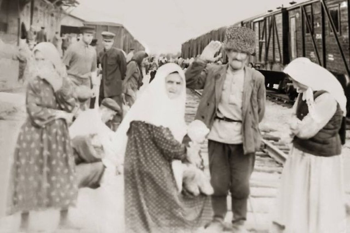    Глава Чечни Рамзан Кадыров назвал Сталина проклятым, вспомнив о депортации