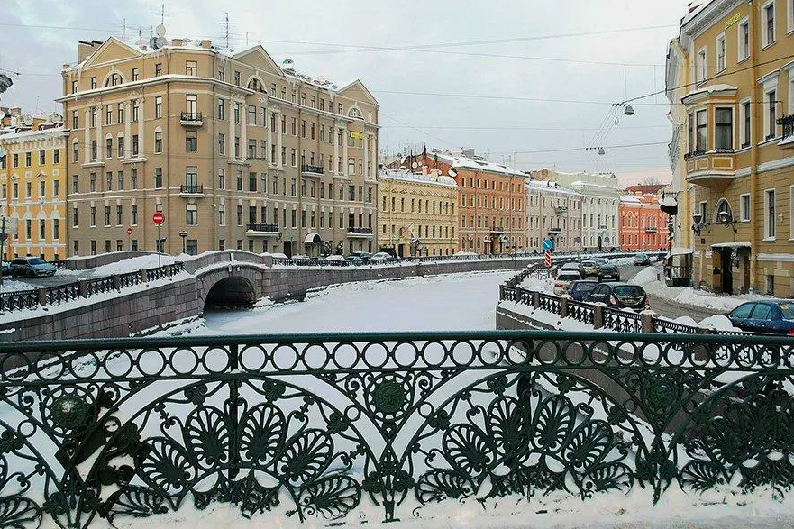 Остается символом