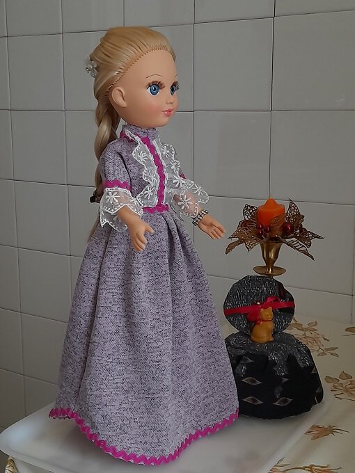 "Вальс снежинок перед весенним рассветом" - домашнее трикотажное платье для куклы Анастасии. Февраль, 2024. 