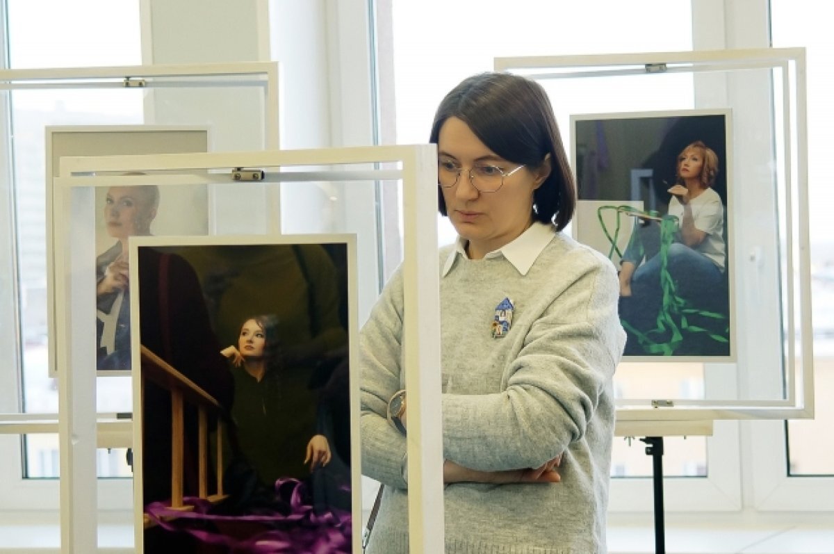    В Мурманске до конца марта проходит фотовыставка «Самое время жить»
