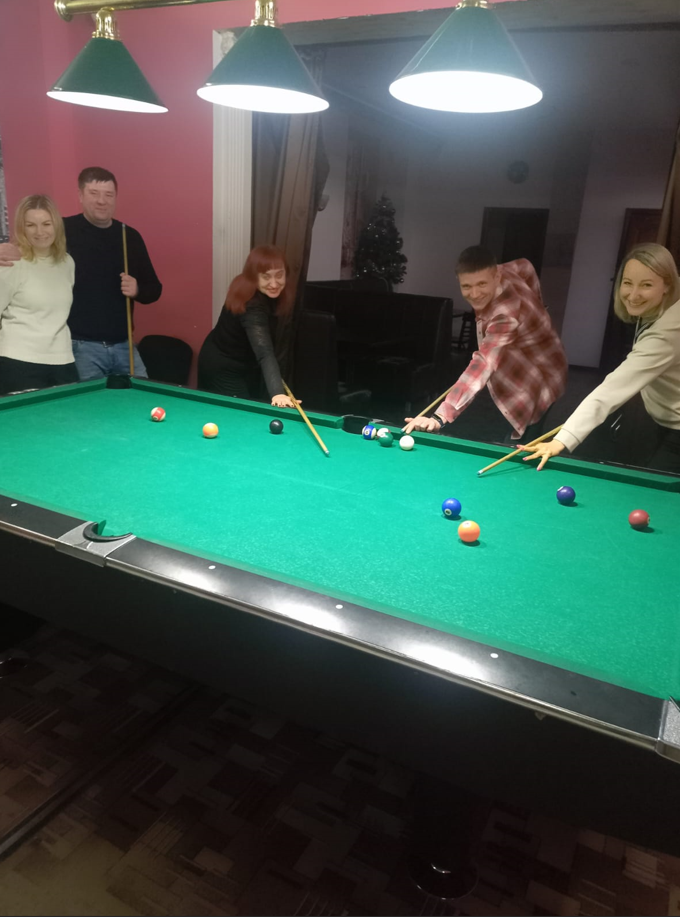 Хорошо быть тем, кто направляет шар... А как это быть самому в роли шара?