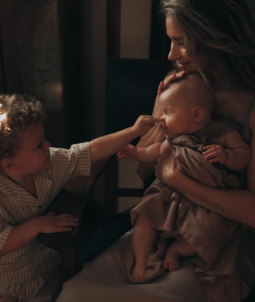 Геометрический крест. Звёздчатый октаэдр (звезда кеплера). Многогранники это поверхность составленная из многоугольников. 10 доктор и джек харкнесс. Правильная 6 угольная пирамида.