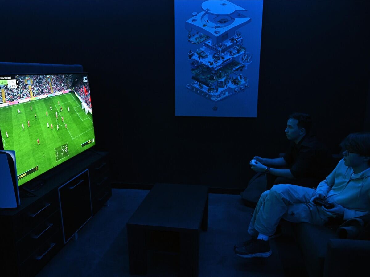    Фиджитал-футбол© РИА Новости / Максим Богодвид