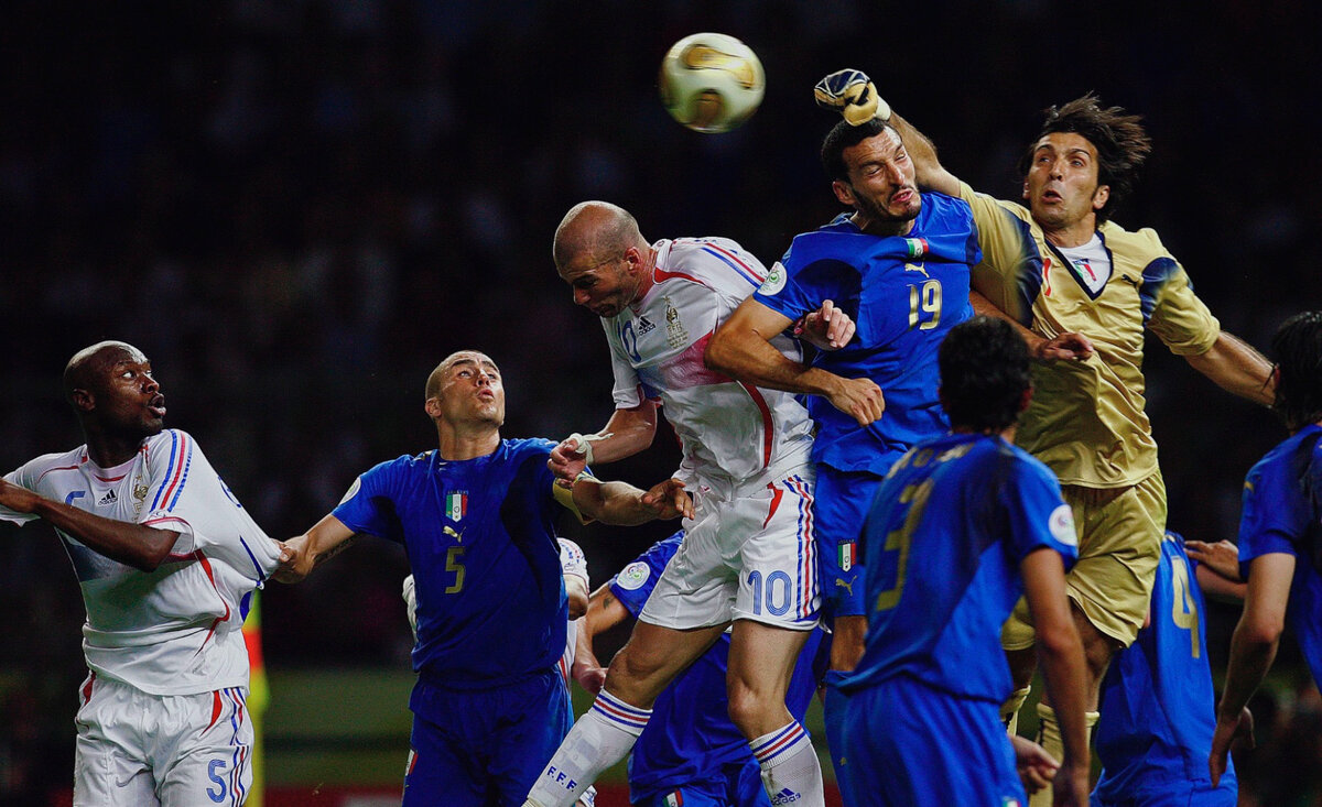 Эпизод у ворот сборной Италии, которых немало было в том финале