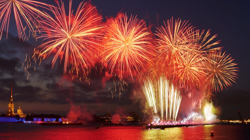 Задержания протестующих в санкт-петербурге 21 сентября. Митинг в спб 21 сентября 2022. Полицейские автобусы на митингах. Протесты спб 21 сентября. 21 09 2022 митинг в санкт-петербурге гостиный двор.